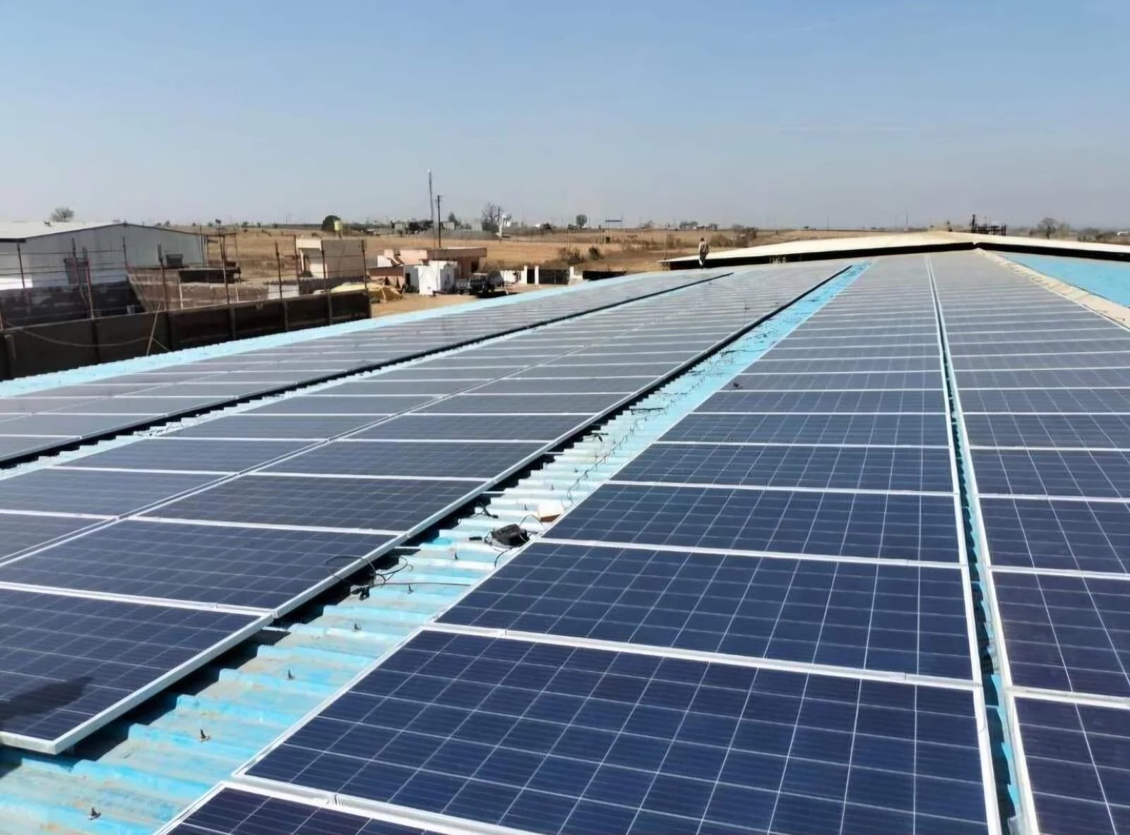 Industrial Factory Roof Solar PV Power Plant